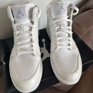NEW Air Jordan 1 High-Top Sneakers - White